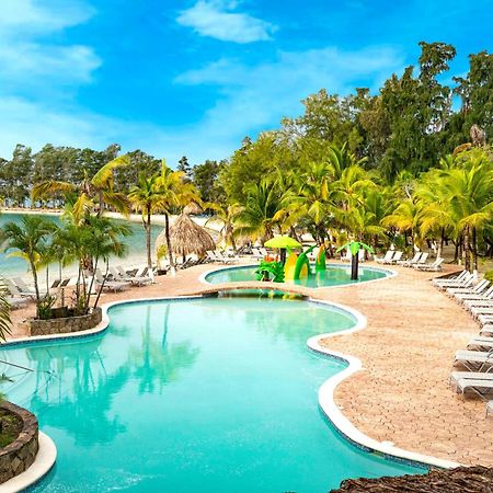 Fantasy Island Beach Resort And Marina First Bight Екстериор снимка