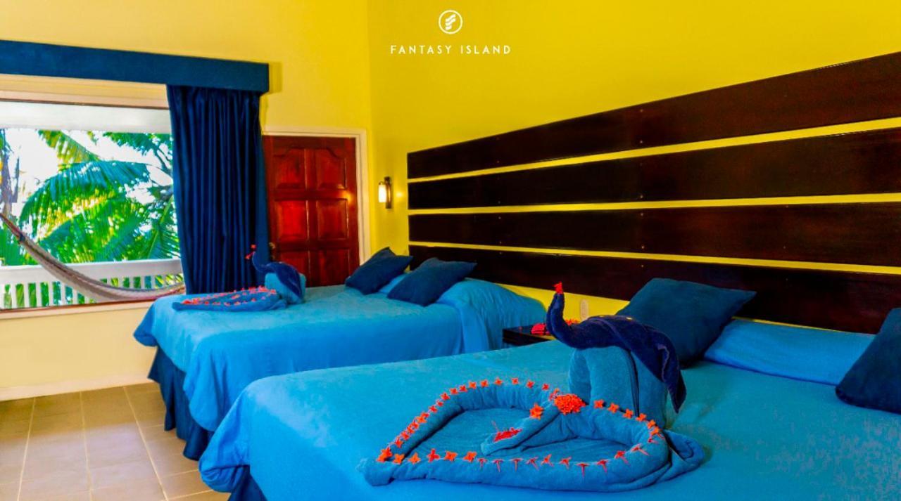 Fantasy Island Beach Resort And Marina First Bight Екстериор снимка