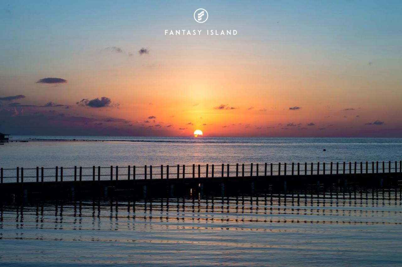 Fantasy Island Beach Resort And Marina First Bight Екстериор снимка